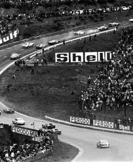 Eau Rouge - LAT Archive